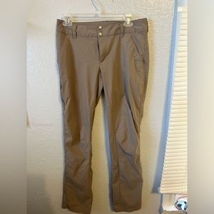 Columbia Sportswear Women’s Pants Size 8 Long